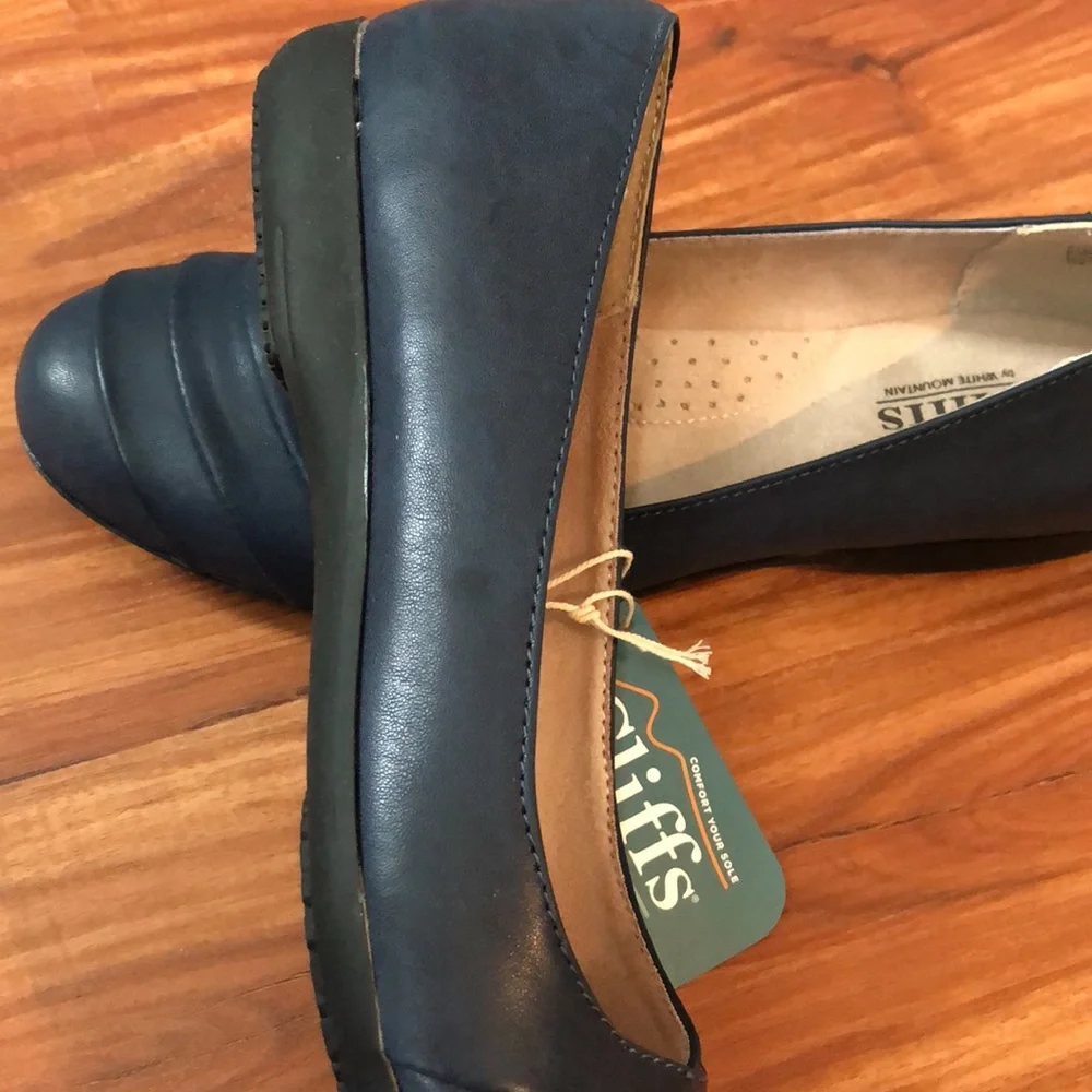 NWB Cliffs by White Mountain Clara Flats - Picture 2 of 8